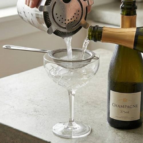 Step 5: Strain and Top with Bubbles