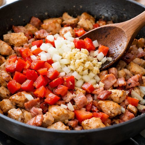 BBQ Chicken Pasta Recipe 6 Step 4: Add the Vegetables (Soften Without Overcooking)